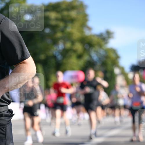 07.09.2025 - BARMER Alsterlauf Dr. Thomas Lammeyer http://msf.ph/oto/8713773 07.09.2025 09:45:52 Laufen  meine-sportfotos.de