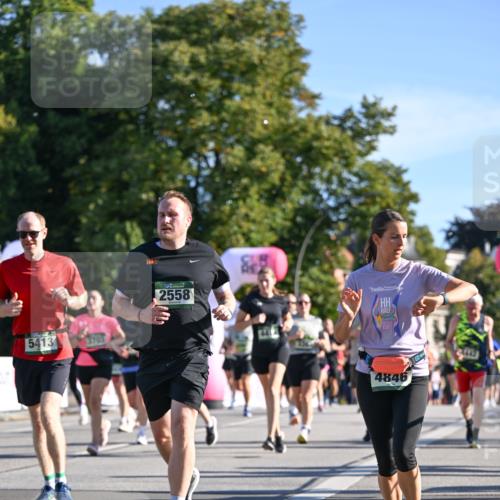 07.09.2025 - BARMER Alsterlauf Dr. Thomas Lammeyer http://msf.ph/oto/8713783 07.09.2025 09:45:54 Laufen 5413, 3703, 2558, 4846, 34442 meine-sportfotos.de