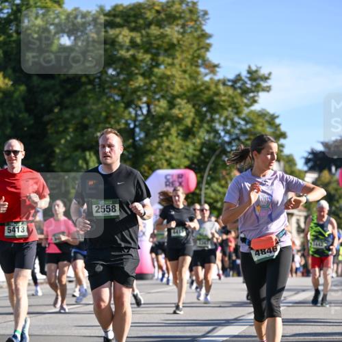 07.09.2025 - BARMER Alsterlauf Dr. Thomas Lammeyer http://msf.ph/oto/8713784 07.09.2025 09:45:54 Laufen 5413, 2558, 3367, 4846 meine-sportfotos.de