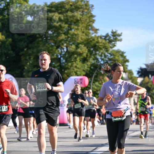 07.09.2025 - BARMER Alsterlauf Dr. Thomas Lammeyer http://msf.ph/oto/8713785 07.09.2025 09:45:54 Laufen 5413, 2558, 4846, 7442 meine-sportfotos.de
