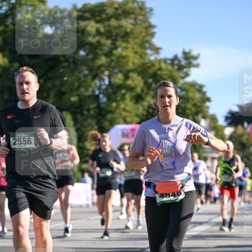 07.09.2025 - BARMER Alsterlauf Dr. Thomas Lammeyer http://msf.ph/oto/8713789 07.09.2025 09:45:55 Laufen 2558, 4846 meine-sportfotos.de