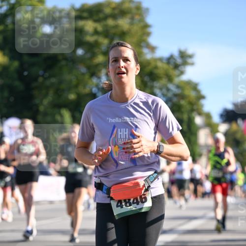 07.09.2025 - BARMER Alsterlauf Dr. Thomas Lammeyer http://msf.ph/oto/8713795 07.09.2025 09:45:55 Laufen 3, 4846 meine-sportfotos.de
