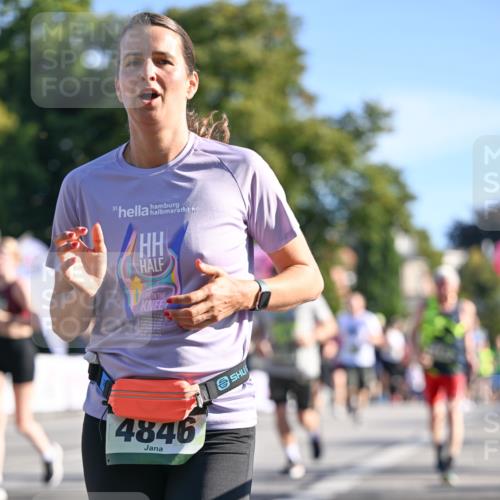 07.09.2025 - BARMER Alsterlauf Dr. Thomas Lammeyer http://msf.ph/oto/8713798 07.09.2025 09:45:56 Laufen 4846, 44 meine-sportfotos.de