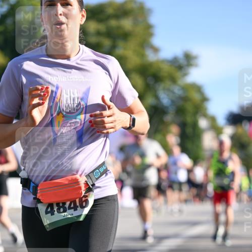07.09.2025 - BARMER Alsterlauf Dr. Thomas Lammeyer http://msf.ph/oto/8713799 07.09.2025 09:45:56 Laufen 4846, 649 meine-sportfotos.de