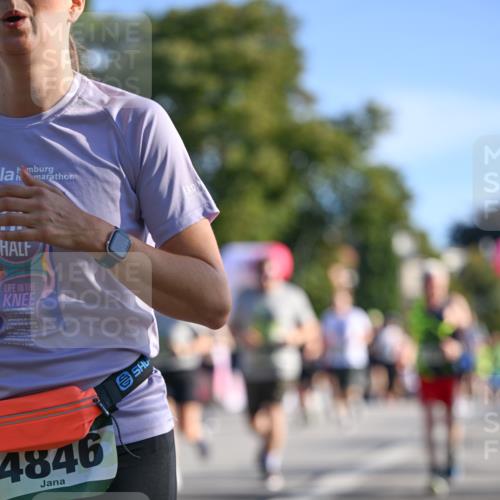 07.09.2025 - BARMER Alsterlauf Dr. Thomas Lammeyer http://msf.ph/oto/8713800 07.09.2025 09:45:56 Laufen 4846, 643 meine-sportfotos.de