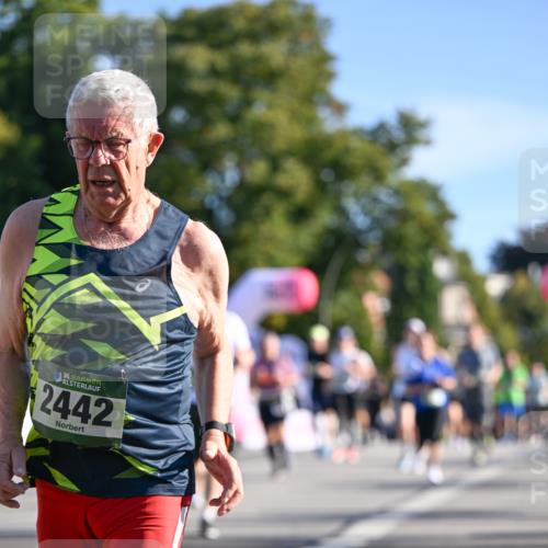 07.09.2025 - BARMER Alsterlauf Dr. Thomas Lammeyer http://msf.ph/oto/8713824 07.09.2025 09:46:00 Laufen 36, 2442 meine-sportfotos.de
