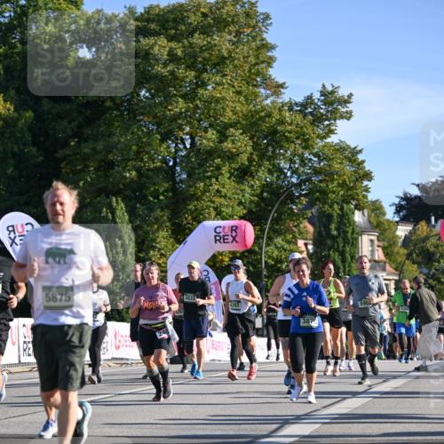 07.09.2025 - BARMER Alsterlauf Dr. Thomas Lammeyer http://msf.ph/oto/8713833 07.09.2025 09:46:02 Laufen 5875, 240, 4280, 3833, 5953, 4393, 4394, 3875 meine-sportfotos.de