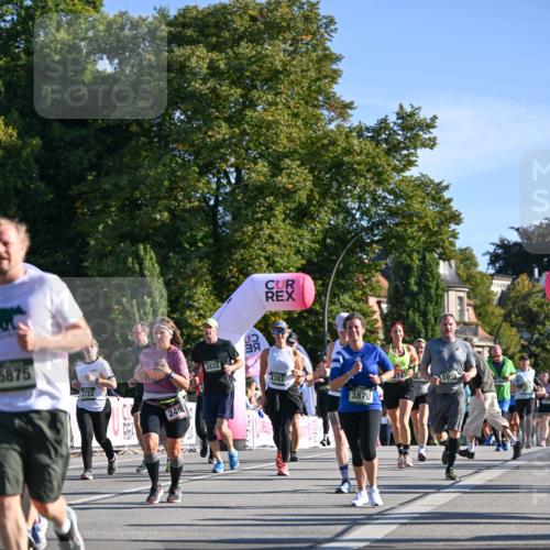 07.09.2025 - BARMER Alsterlauf Dr. Thomas Lammeyer http://msf.ph/oto/8713836 07.09.2025 09:46:02 Laufen 5875, 3722, 240, 3833, 674, 4393, 5956, 3879 meine-sportfotos.de