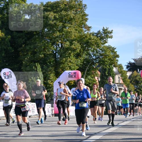 07.09.2025 - BARMER Alsterlauf Dr. Thomas Lammeyer http://msf.ph/oto/8713841 07.09.2025 09:46:03 Laufen 3722, 2403, 3833, 4393, 3879, 267, 14, 5956, 1394 meine-sportfotos.de