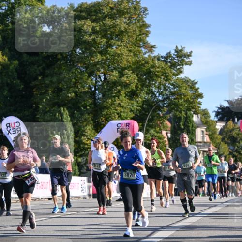 07.09.2025 - BARMER Alsterlauf Dr. Thomas Lammeyer http://msf.ph/oto/8713843 07.09.2025 09:46:03 Laufen 3722, 240, 3833, 4393, 3014, 5956, 4394, 3879 meine-sportfotos.de