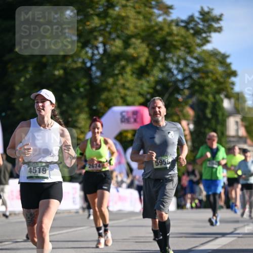 07.09.2025 - BARMER Alsterlauf Dr. Thomas Lammeyer http://msf.ph/oto/8713850 07.09.2025 09:46:06 Laufen 4519, 2674, 5956 meine-sportfotos.de
