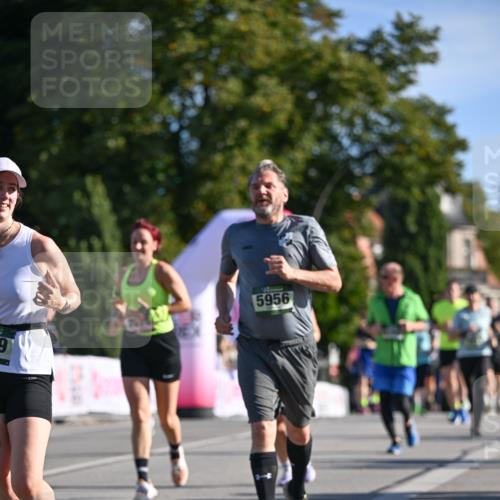 07.09.2025 - BARMER Alsterlauf Dr. Thomas Lammeyer http://msf.ph/oto/8713854 07.09.2025 09:46:06 Laufen 5956 meine-sportfotos.de