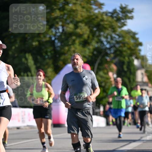 07.09.2025 - BARMER Alsterlauf Dr. Thomas Lammeyer http://msf.ph/oto/8713855 07.09.2025 09:46:06 Laufen 5956 meine-sportfotos.de