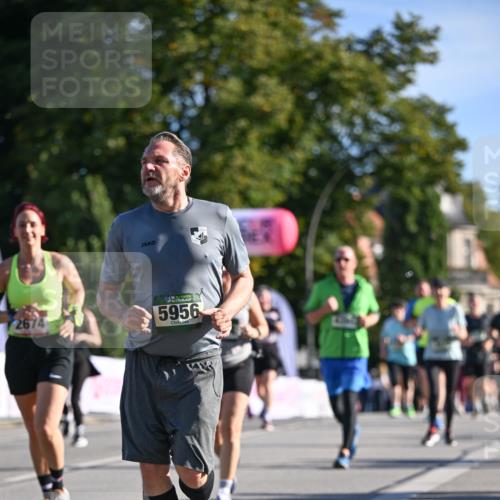 07.09.2025 - BARMER Alsterlauf Dr. Thomas Lammeyer http://msf.ph/oto/8713860 07.09.2025 09:46:07 Laufen 2674, 5956 meine-sportfotos.de