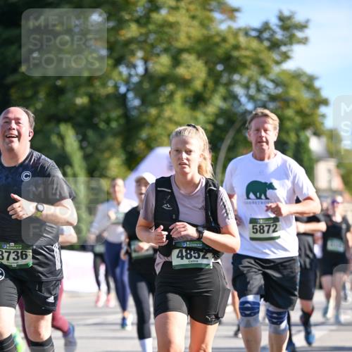 07.09.2025 - BARMER Alsterlauf Dr. Thomas Lammeyer http://msf.ph/oto/8713916 07.09.2025 09:46:17 Laufen 3736, 36, 4852, 5872 meine-sportfotos.de