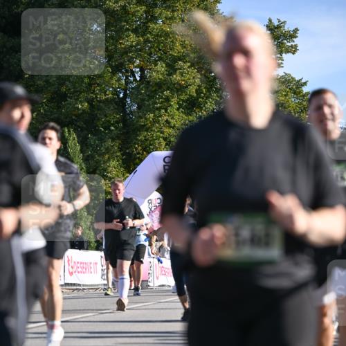07.09.2025 - BARMER Alsterlauf Dr. Thomas Lammeyer http://msf.ph/oto/8713973 07.09.2025 09:46:27 Laufen  meine-sportfotos.de