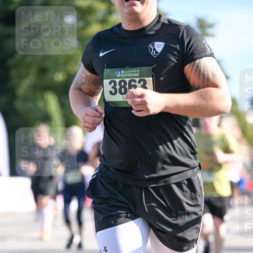 07.09.2025 - BARMER Alsterlauf Dr. Thomas Lammeyer http://msf.ph/oto/8713981 07.09.2025 09:46:29 Laufen 1636, 3862, 1848 meine-sportfotos.de