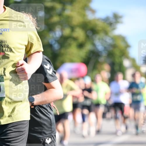 07.09.2025 - BARMER Alsterlauf Dr. Thomas Lammeyer http://msf.ph/oto/8713996 07.09.2025 09:46:32 Laufen 2025 meine-sportfotos.de
