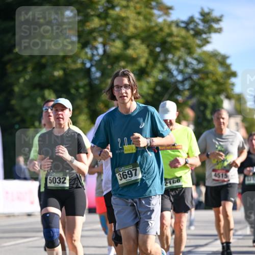 07.09.2025 - BARMER Alsterlauf Dr. Thomas Lammeyer http://msf.ph/oto/8714016 07.09.2025 09:46:36 Laufen 20, 39, 5032, 3697, 2166, 4515 meine-sportfotos.de
