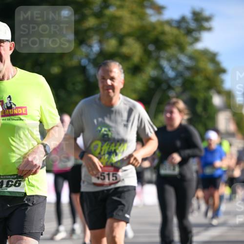 07.09.2025 - BARMER Alsterlauf Dr. Thomas Lammeyer http://msf.ph/oto/8714031 07.09.2025 09:46:38 Laufen 186, 4515 meine-sportfotos.de