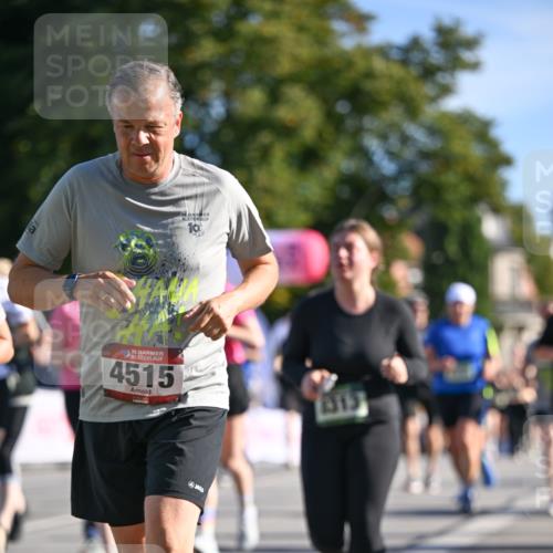 07.09.2025 - BARMER Alsterlauf Dr. Thomas Lammeyer http://msf.ph/oto/8714034 07.09.2025 09:46:39 Laufen 10, 36, 4515, 1315 meine-sportfotos.de