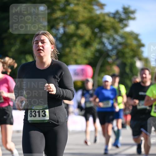 07.09.2025 - BARMER Alsterlauf Dr. Thomas Lammeyer http://msf.ph/oto/8714044 07.09.2025 09:46:41 Laufen 36, 8313 meine-sportfotos.de