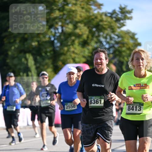 07.09.2025 - BARMER Alsterlauf Dr. Thomas Lammeyer http://msf.ph/oto/8714054 07.09.2025 09:46:42 Laufen 2550, 136, 8361, 8413 meine-sportfotos.de