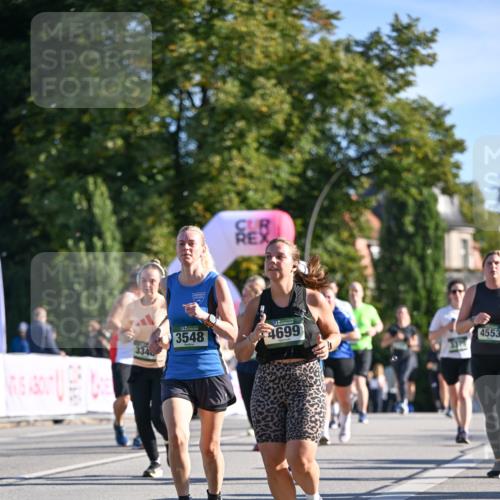 07.09.2025 - BARMER Alsterlauf Dr. Thomas Lammeyer http://msf.ph/oto/8714078 07.09.2025 09:46:47 Laufen 3548, 4699, 4553, 3379 meine-sportfotos.de