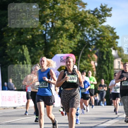 07.09.2025 - BARMER Alsterlauf Dr. Thomas Lammeyer http://msf.ph/oto/8714079 07.09.2025 09:46:47 Laufen 2510, 346, 3548, 699, 4553 meine-sportfotos.de