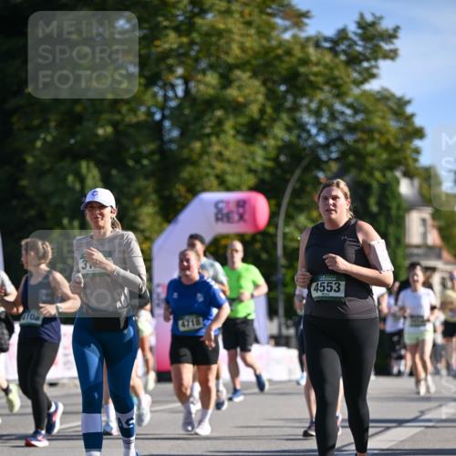 07.09.2025 - BARMER Alsterlauf Dr. Thomas Lammeyer http://msf.ph/oto/8714094 07.09.2025 09:46:50 Laufen 4108, 4718, 4553 meine-sportfotos.de