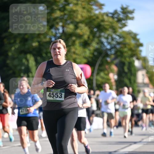07.09.2025 - BARMER Alsterlauf Dr. Thomas Lammeyer http://msf.ph/oto/8714104 07.09.2025 09:46:52 Laufen 1636, 4553 meine-sportfotos.de