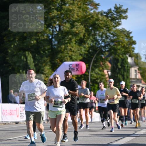 07.09.2025 - BARMER Alsterlauf Dr. Thomas Lammeyer http://msf.ph/oto/8714127 07.09.2025 09:46:55 Laufen 5054, 7050, 2225, 5414, 1356 meine-sportfotos.de