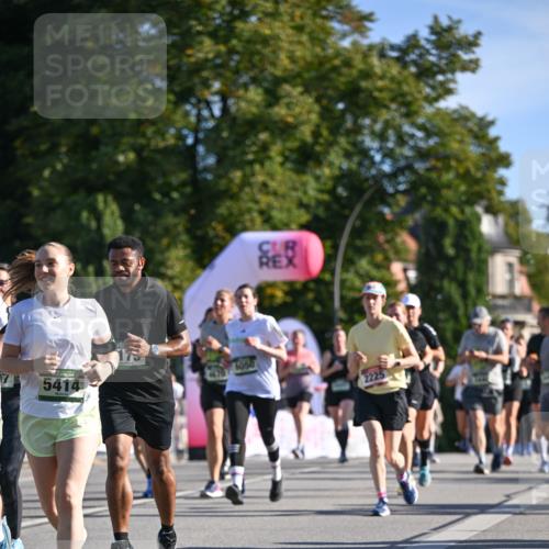 07.09.2025 - BARMER Alsterlauf Dr. Thomas Lammeyer http://msf.ph/oto/8714133 07.09.2025 09:46:57 Laufen 5414, 4670, 6050, 2225 meine-sportfotos.de