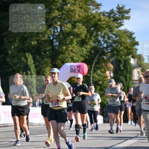 07.09.2025 - BARMER Alsterlauf Dr. Thomas Lammeyer http://msf.ph/oto/8714147 07.09.2025 09:46:59 Laufen 4670, 2225, 3125, 299, 3444 meine-sportfotos.de