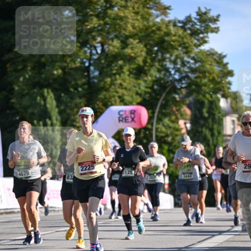 07.09.2025 - BARMER Alsterlauf Dr. Thomas Lammeyer http://msf.ph/oto/8714148 07.09.2025 09:46:59 Laufen 4670, 83, 2225, 299, 125 meine-sportfotos.de