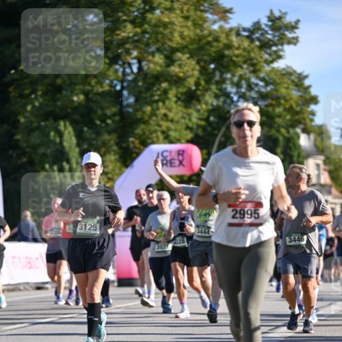 07.09.2025 - BARMER Alsterlauf Dr. Thomas Lammeyer http://msf.ph/oto/8714158 07.09.2025 09:47:01 Laufen 3125, 028, 2031, 3444, 2995, 3446 meine-sportfotos.de