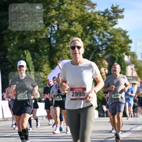 07.09.2025 - BARMER Alsterlauf Dr. Thomas Lammeyer http://msf.ph/oto/8714162 07.09.2025 09:47:01 Laufen 3125, 2995, 028, 3446 meine-sportfotos.de