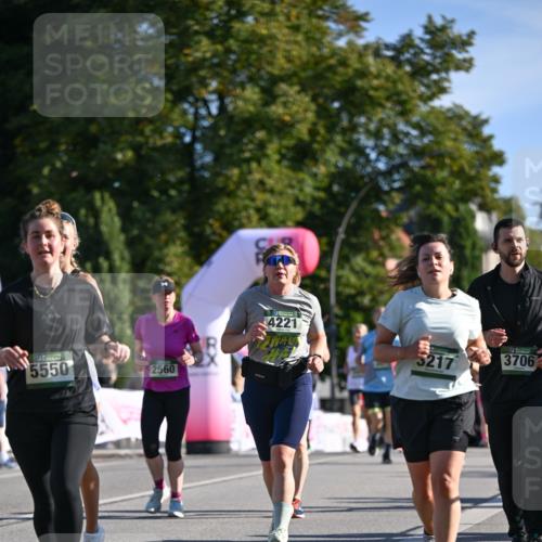 07.09.2025 - BARMER Alsterlauf Dr. Thomas Lammeyer http://msf.ph/oto/8714194 07.09.2025 09:47:07 Laufen 4221, 5217, 3706, 5550, 2560 meine-sportfotos.de