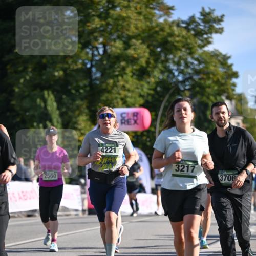 07.09.2025 - BARMER Alsterlauf Dr. Thomas Lammeyer http://msf.ph/oto/8714198 07.09.2025 09:47:08 Laufen 2560, 4221, 3217, 3706 meine-sportfotos.de