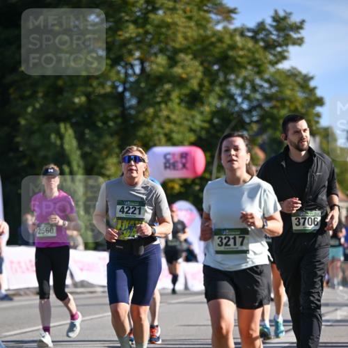 07.09.2025 - BARMER Alsterlauf Dr. Thomas Lammeyer http://msf.ph/oto/8714200 07.09.2025 09:47:08 Laufen 2560, 4221, 3217, 3706 meine-sportfotos.de