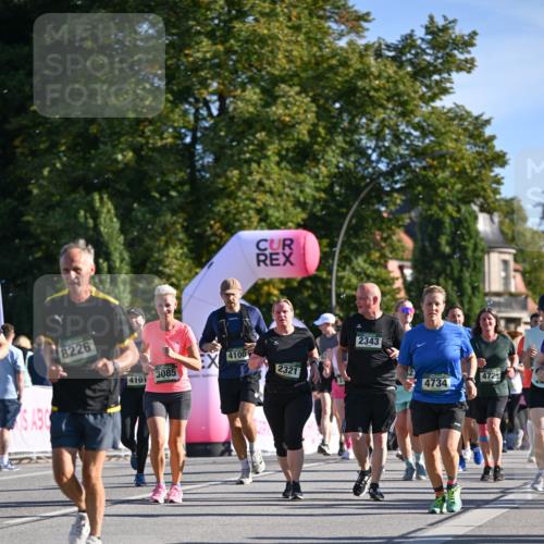 07.09.2025 - BARMER Alsterlauf Dr. Thomas Lammeyer http://msf.ph/oto/8714227 07.09.2025 09:47:13 Laufen 8226, 4101, 3085, 4100, 2321, 2343, 4725, 4734 meine-sportfotos.de
