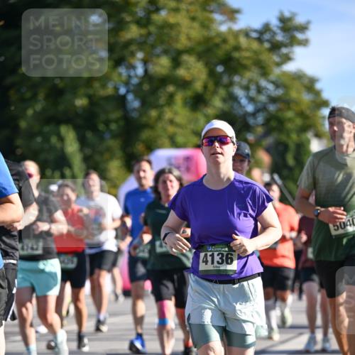 07.09.2025 - BARMER Alsterlauf Dr. Thomas Lammeyer http://msf.ph/oto/8714259 07.09.2025 09:47:18 Laufen 4742, 4136, 5040 meine-sportfotos.de