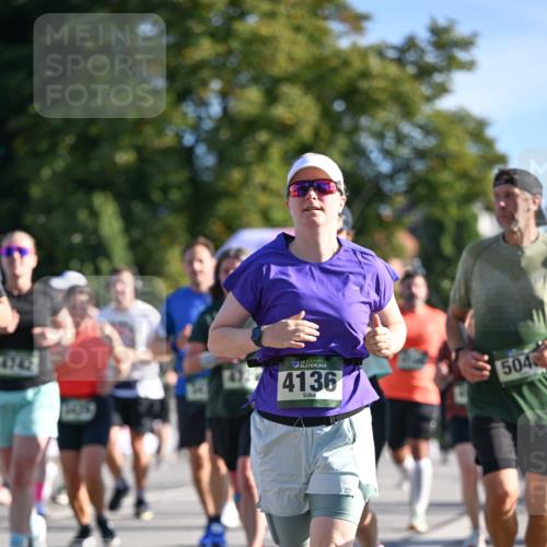 07.09.2025 - BARMER Alsterlauf Dr. Thomas Lammeyer http://msf.ph/oto/8714261 07.09.2025 09:47:18 Laufen 4742, 16, 4136, 504, 10 meine-sportfotos.de