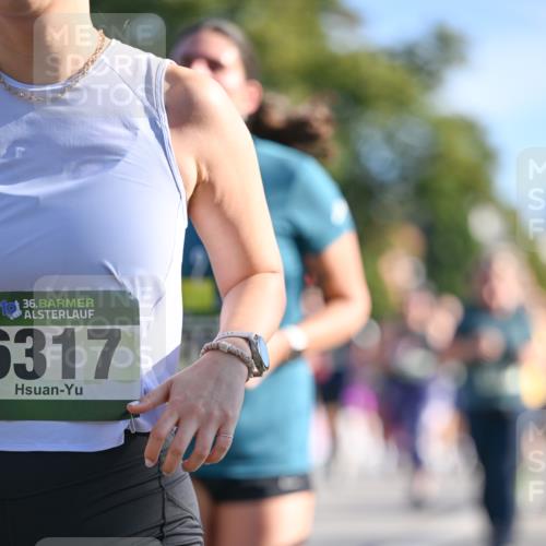 07.09.2025 - BARMER Alsterlauf Dr. Thomas Lammeyer http://msf.ph/oto/8714293 07.09.2025 09:47:24 Laufen 36, 6317 meine-sportfotos.de