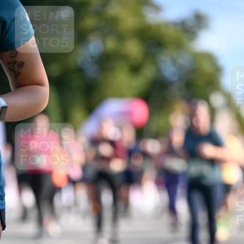 07.09.2025 - BARMER Alsterlauf Dr. Thomas Lammeyer http://msf.ph/oto/8714298 07.09.2025 09:47:25 Laufen  meine-sportfotos.de