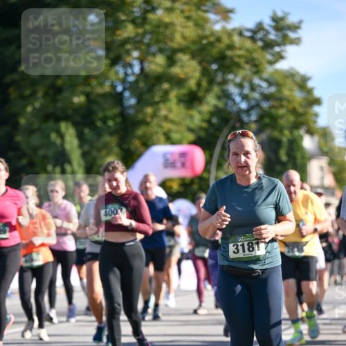 07.09.2025 - BARMER Alsterlauf Dr. Thomas Lammeyer http://msf.ph/oto/8714301 07.09.2025 09:47:26 Laufen 400, 3181 meine-sportfotos.de
