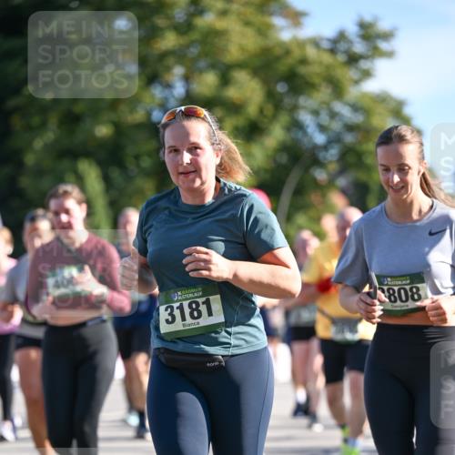 07.09.2025 - BARMER Alsterlauf Dr. Thomas Lammeyer http://msf.ph/oto/8714308 07.09.2025 09:47:27 Laufen 36, 3181, 808 meine-sportfotos.de