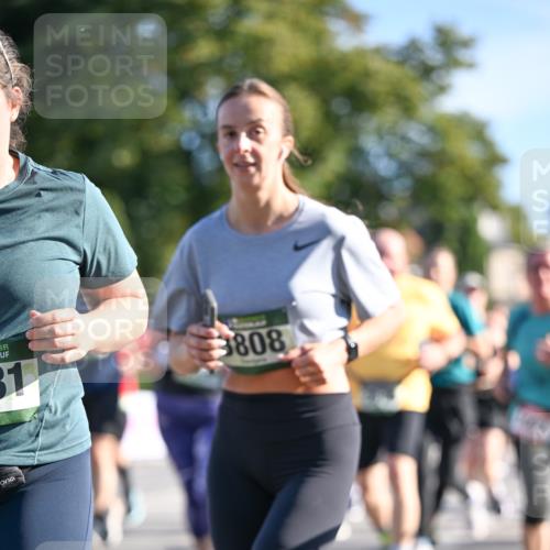 07.09.2025 - BARMER Alsterlauf Dr. Thomas Lammeyer http://msf.ph/oto/8714314 07.09.2025 09:47:28 Laufen 31, 9808 meine-sportfotos.de