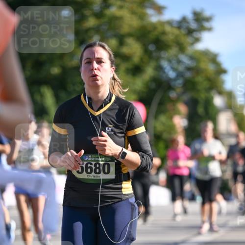 07.09.2025 - BARMER Alsterlauf Dr. Thomas Lammeyer http://msf.ph/oto/8714346 07.09.2025 09:47:33 Laufen 36, 5680 meine-sportfotos.de
