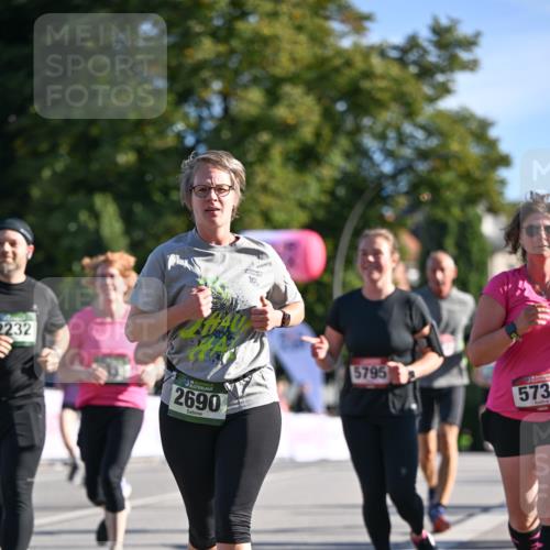 07.09.2025 - BARMER Alsterlauf Dr. Thomas Lammeyer http://msf.ph/oto/8714371 07.09.2025 09:47:37 Laufen 2232, 199, 36, 2690, 5795, 573 meine-sportfotos.de